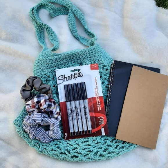 Back to school bag package - Picture 1 of 1